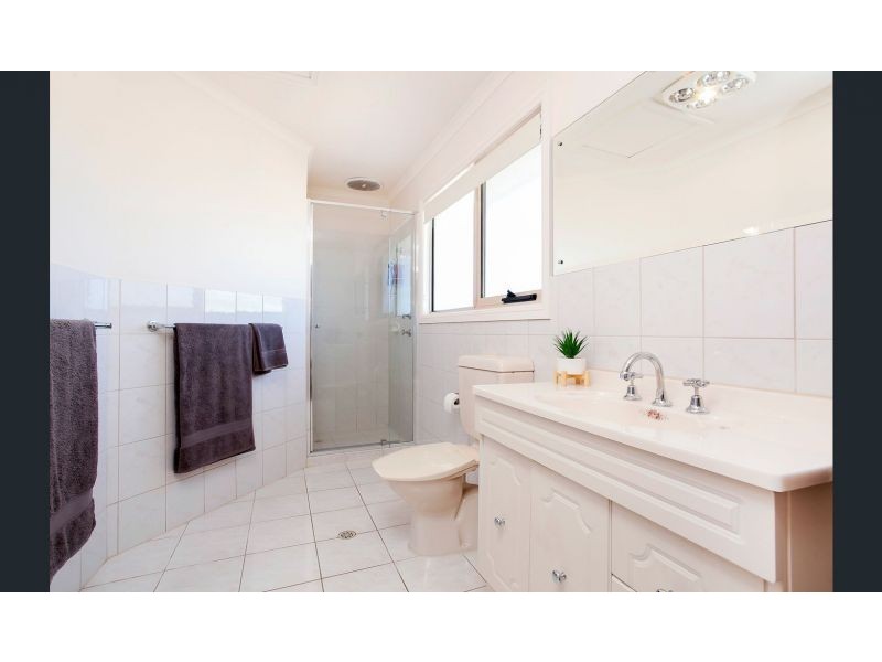 38 Maidencombe Drive, Moana SA 5169