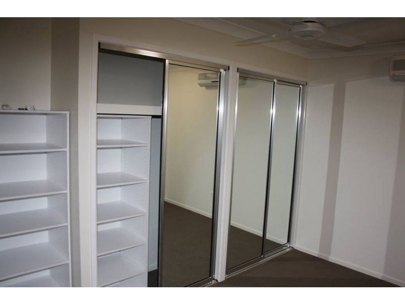 4 Hawk St, Condon QLD 4815