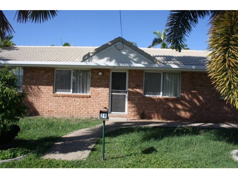 4 Hawk St, Condon QLD 4815