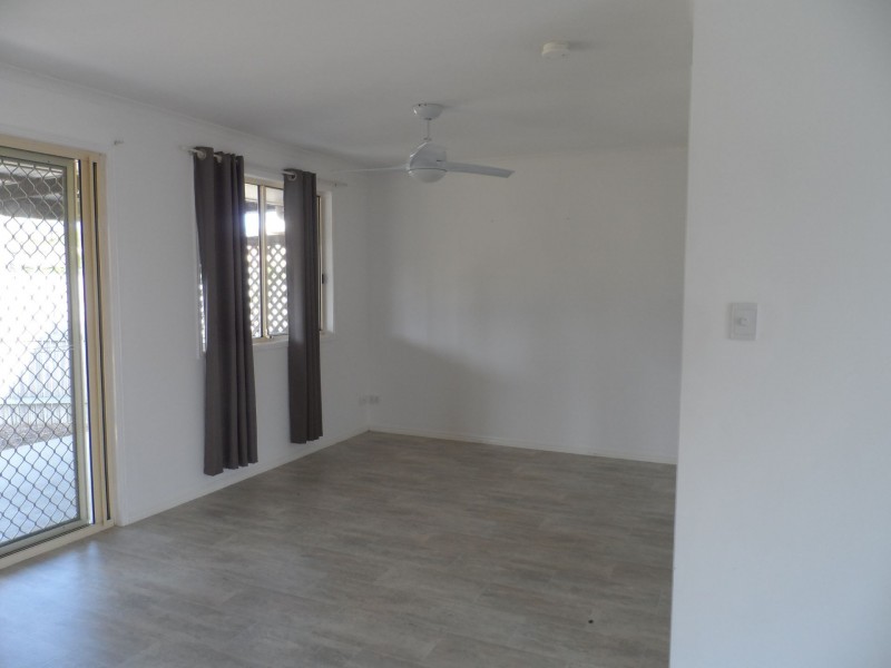 71 Banksia St, Point Vernon QLD 4655