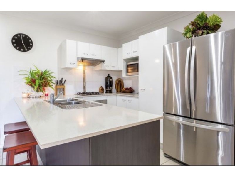 6 Somerset Drive, Andergrove QLD 4740