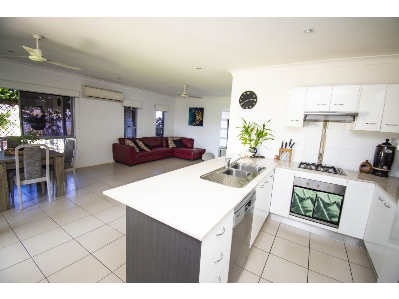 6 Somerset Drive, Andergrove QLD 4740