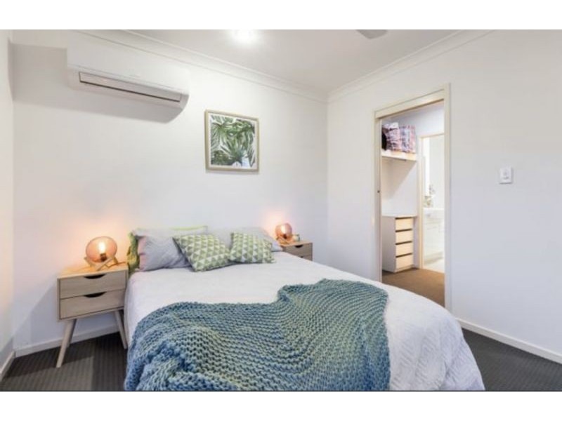 6 Somerset Drive, Andergrove QLD 4740