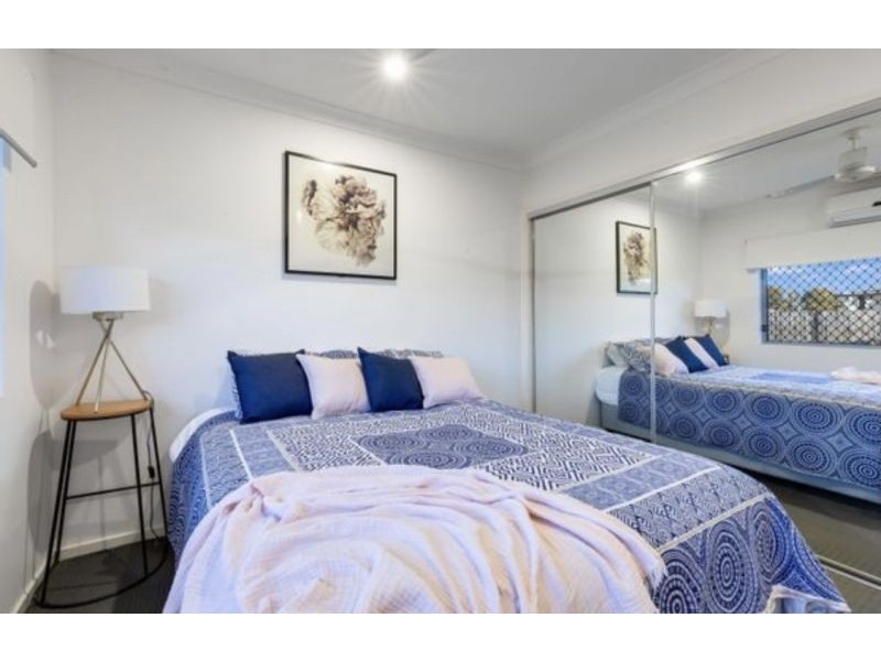 6 Somerset Drive, Andergrove QLD 4740