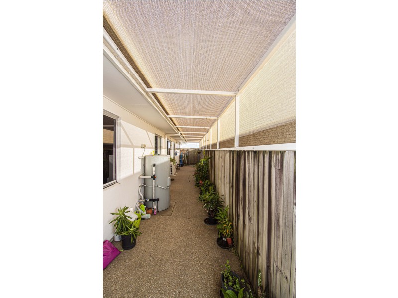 6 Somerset Drive, Andergrove QLD 4740