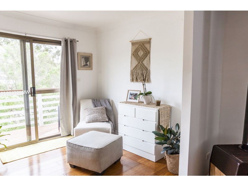 27 Una Ave, Charmhaven NSW 2263