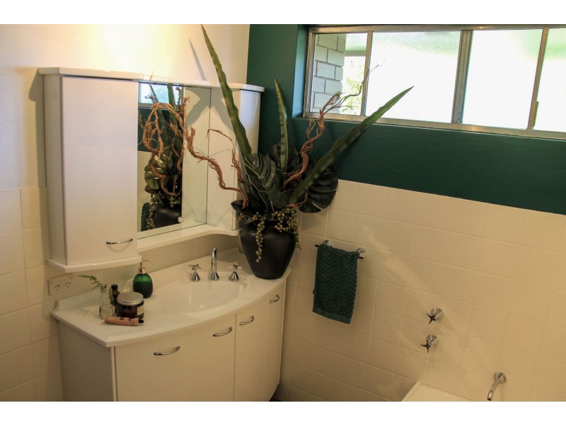 228 Johnston Street, Tamworth NSW 2340