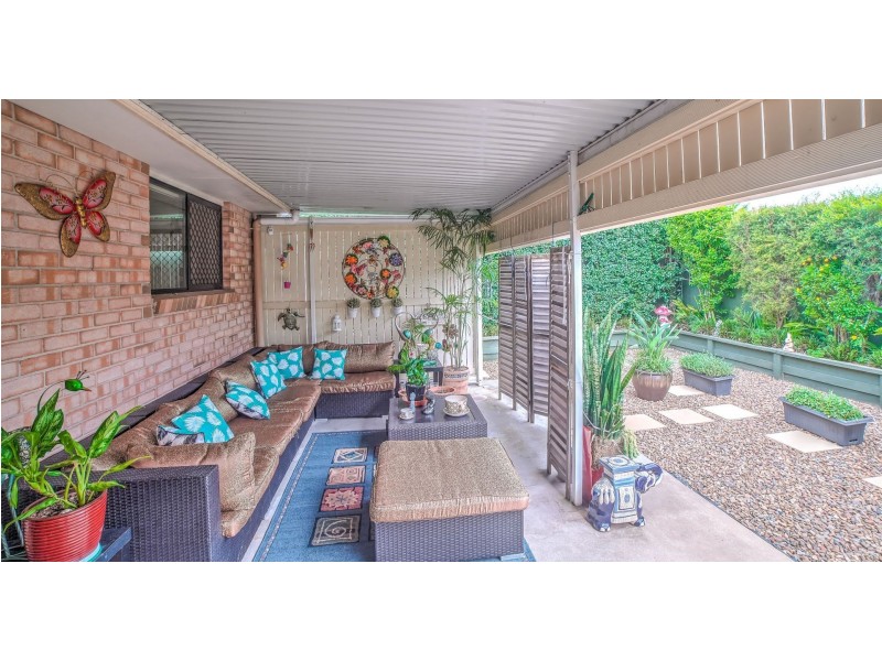 30 Pidgeon Boulevard, Crestmead QLD 4132