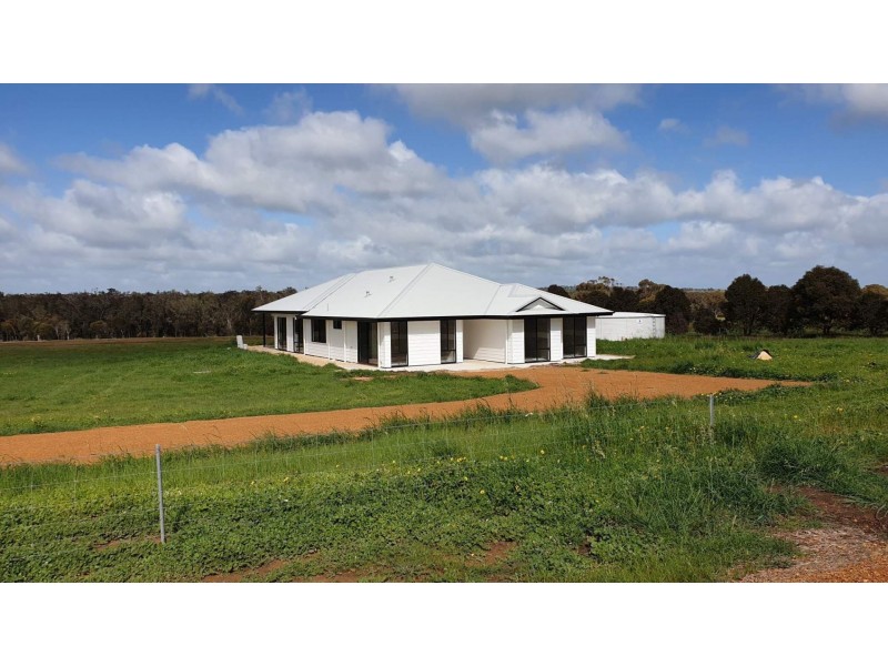 Lot 805 Wake Road, Moojebing WA 6317