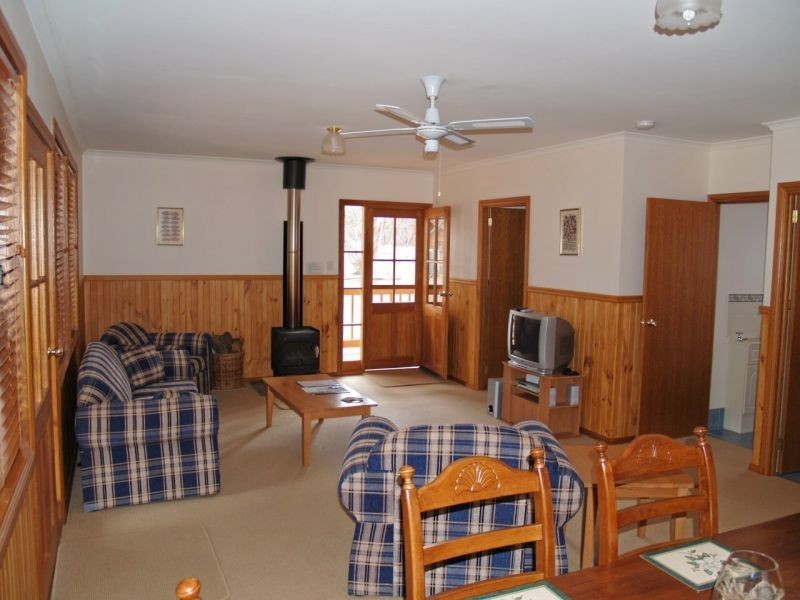 3233 Rocklands Cherrypool Rd, Rocklands VIC 3401