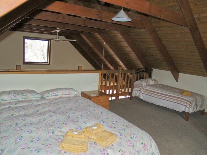 3233 Rocklands Cherrypool Rd, Rocklands VIC 3401