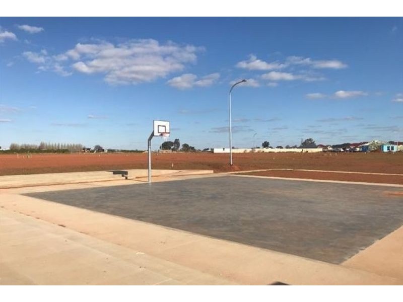 20 Lanza Grove, Griffith NSW 2680