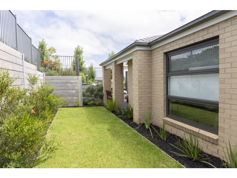 2/125-131 Sutton Street, Warragul VIC 3820