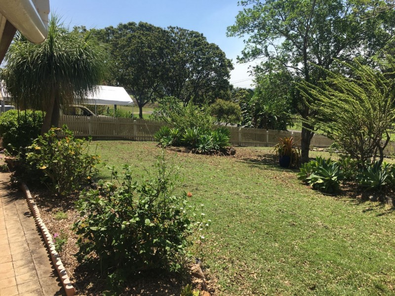 3 School st, Kilkivan QLD 4600