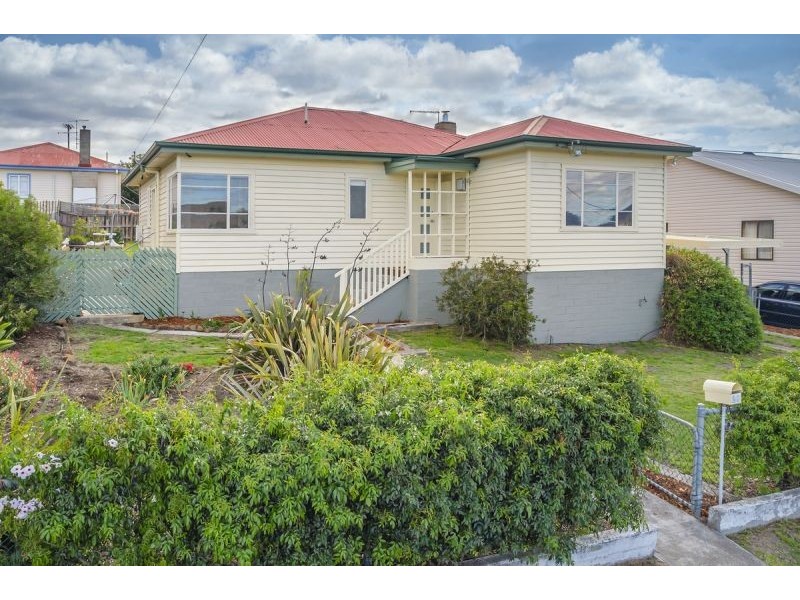 20 Edinburgh Cres, Goodwood TAS 7010