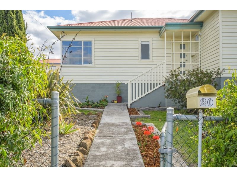 20 Edinburgh Cres, Goodwood TAS 7010