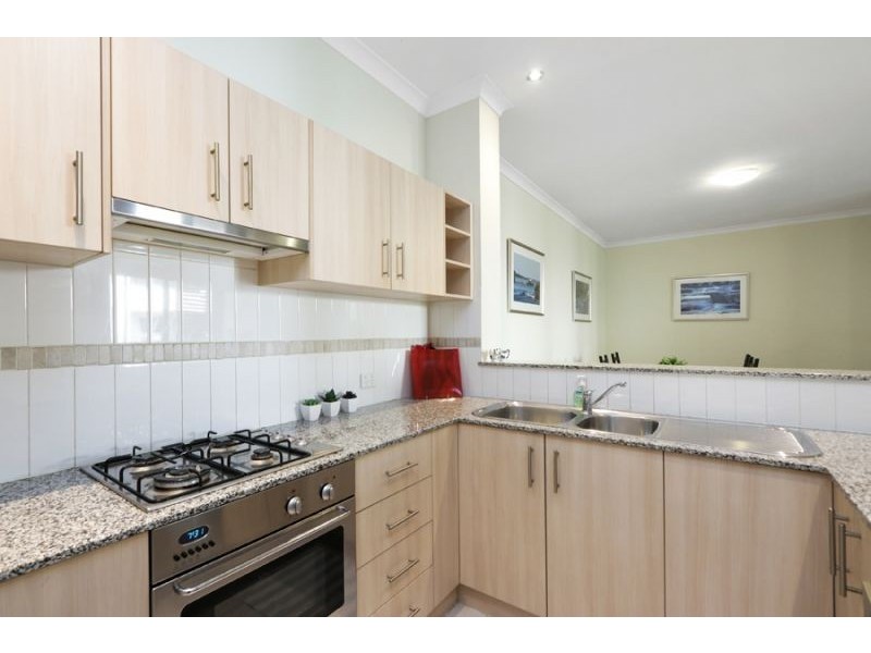 25/134 Aberdeen Street, Northbridge WA 6003