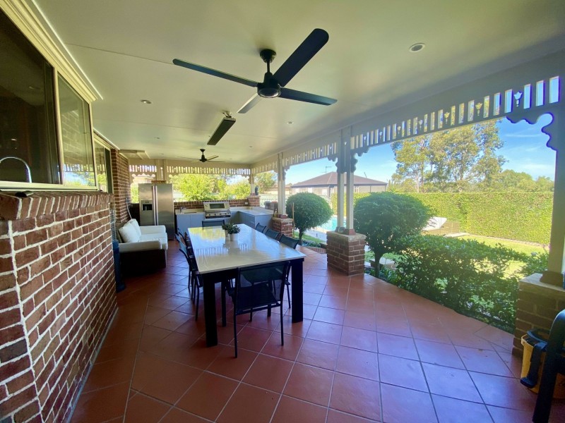 18 Rhodes Place, Harrington Park NSW 2567