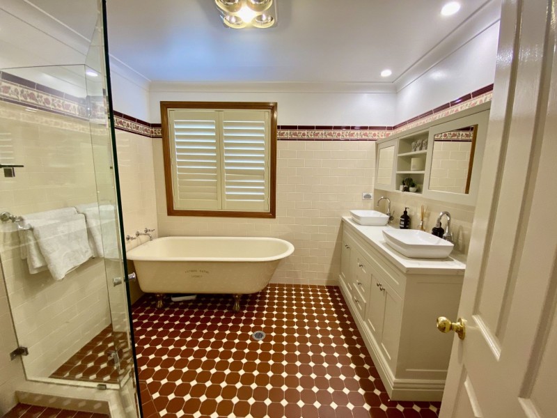 18 Rhodes Place, Harrington Park NSW 2567