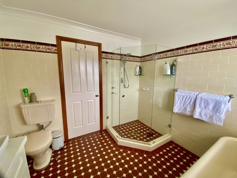 18 Rhodes Place, Harrington Park NSW 2567