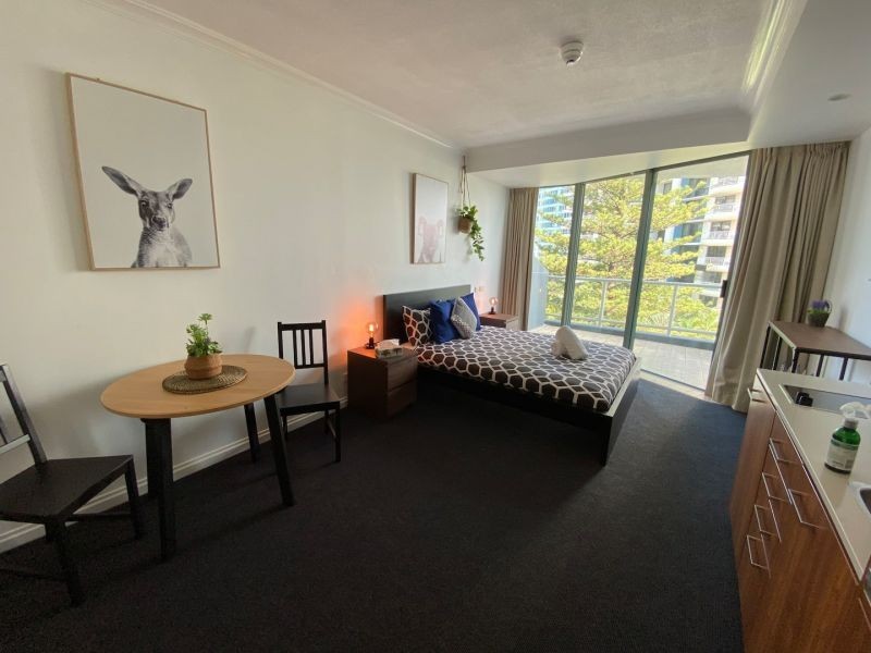 Level 2/25 Laycock Street, Surfers Paradise QLD 4217