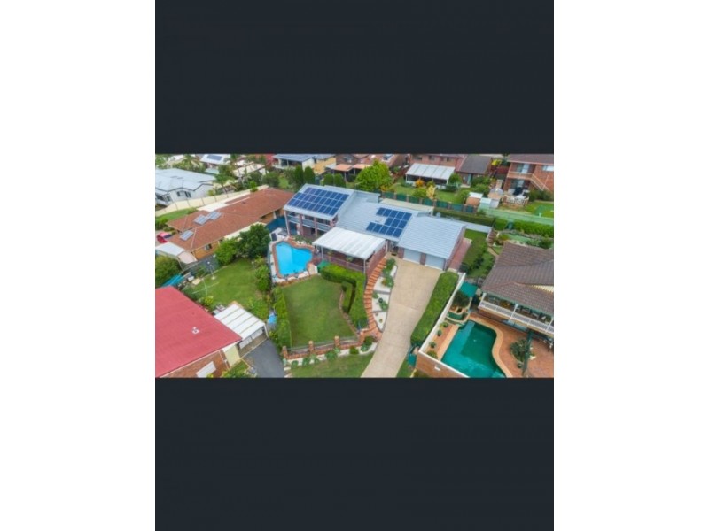 4 Donat Cl, Stafford Heights QLD 4053