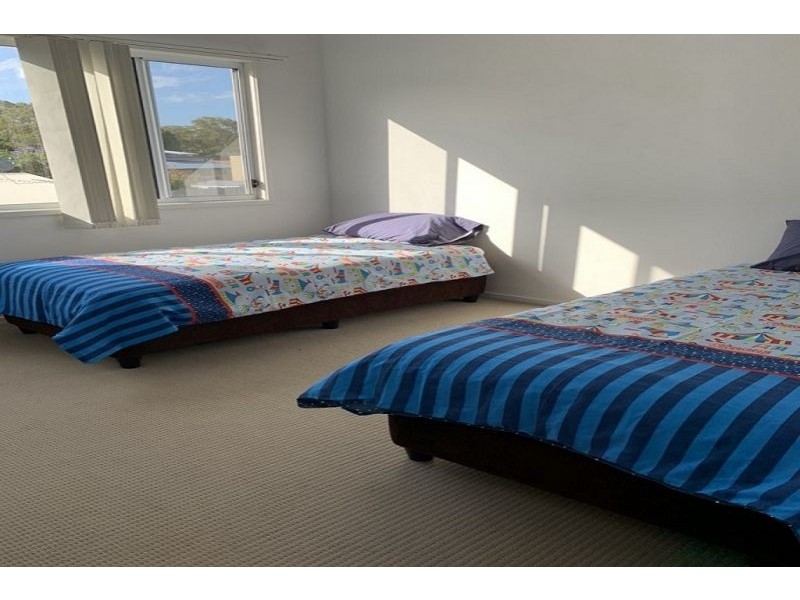 18 Brackish Court, Toogoom QLD 4655