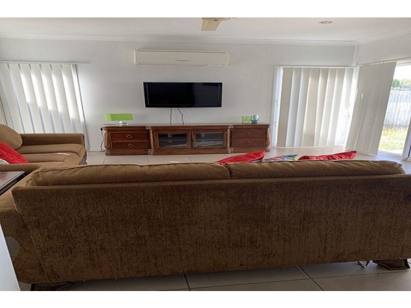 18 Brackish Court, Toogoom QLD 4655