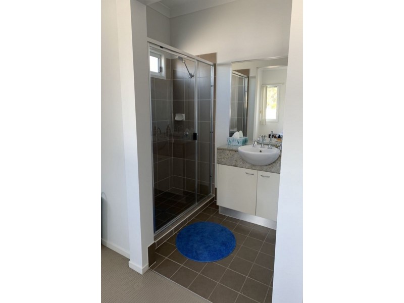 18 Brackish Court, Toogoom QLD 4655