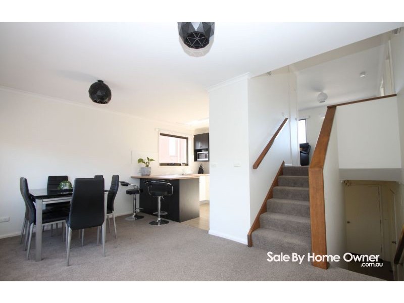 11/17 Victoria Parade, Devonport TAS 7310