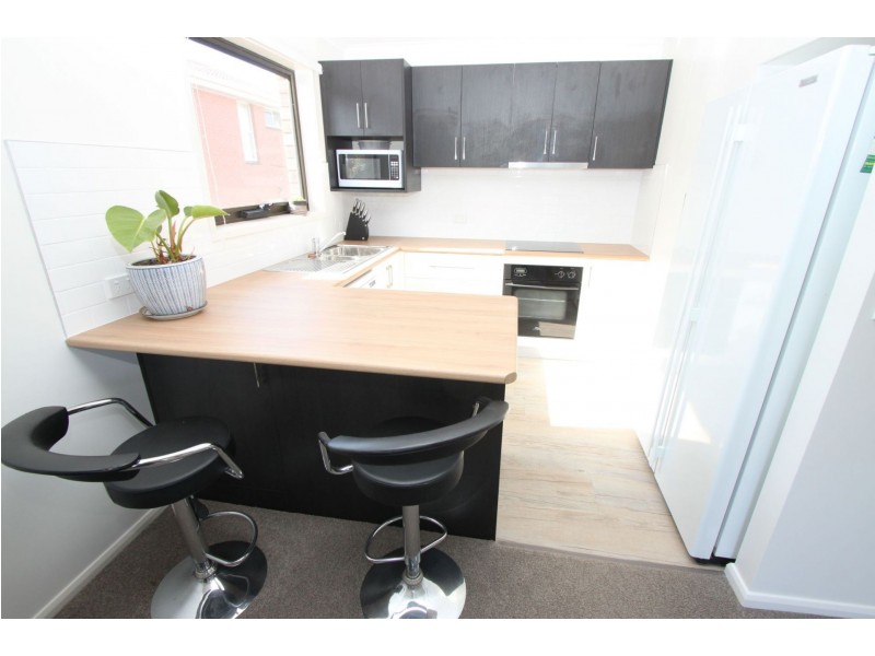 11/17 Victoria Parade, Devonport TAS 7310