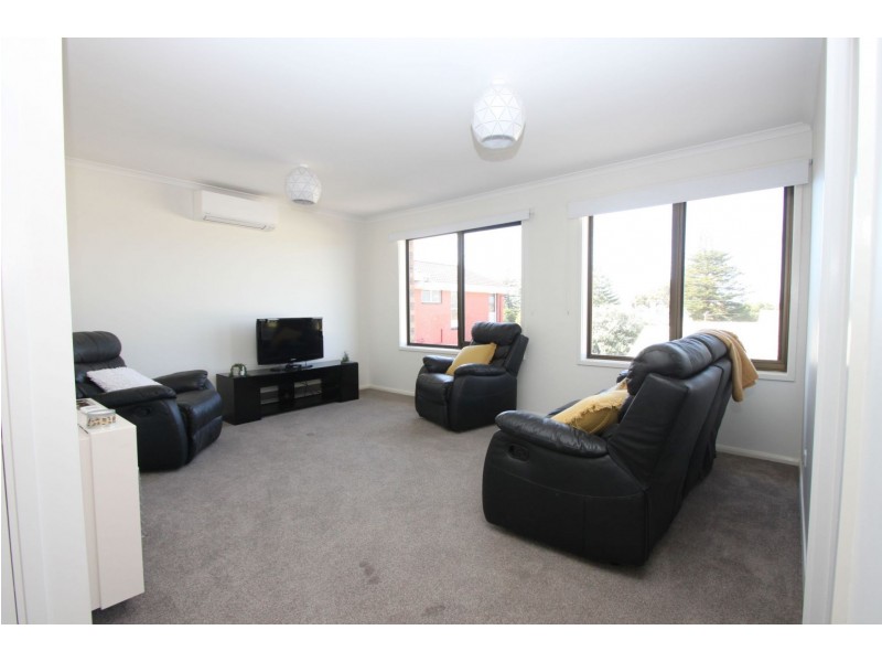 11/17 Victoria Parade, Devonport TAS 7310