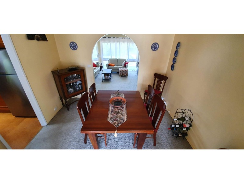 9 Evans Close, Bowenfels NSW 2790