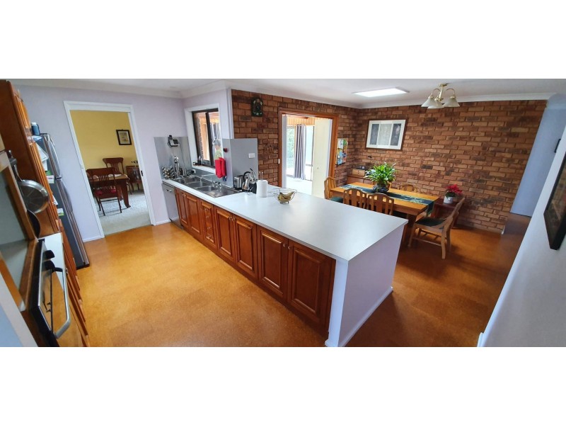 9 Evans Close, Bowenfels NSW 2790