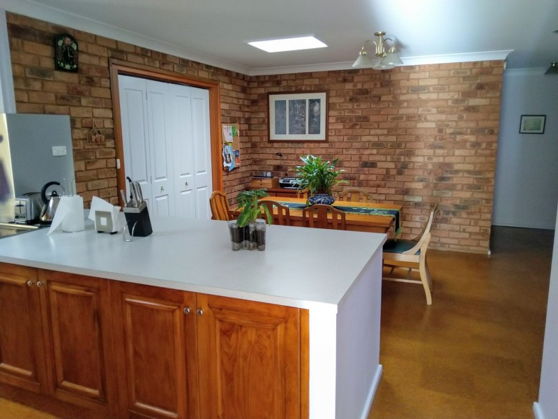 9 Evans Close, Bowenfels NSW 2790