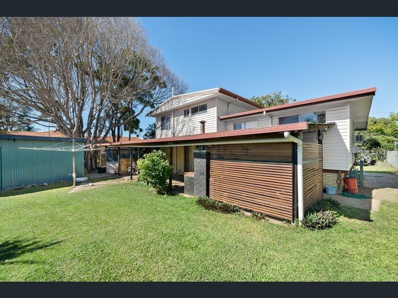 1298 Anzac Ave, Kallangur QLD 4503