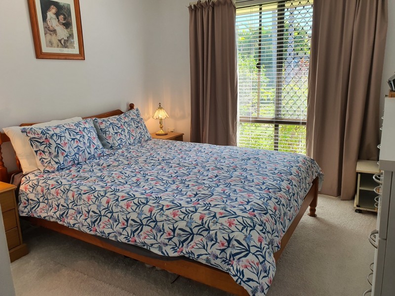 50/37 St Kevins Ave, Benowa QLD 4217