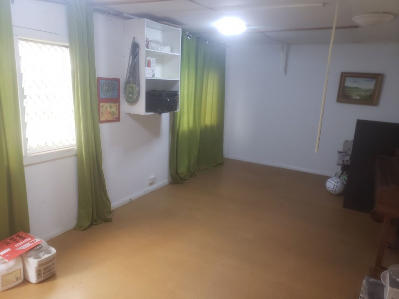 44 Endeavour Road, Georges Hall NSW 2198