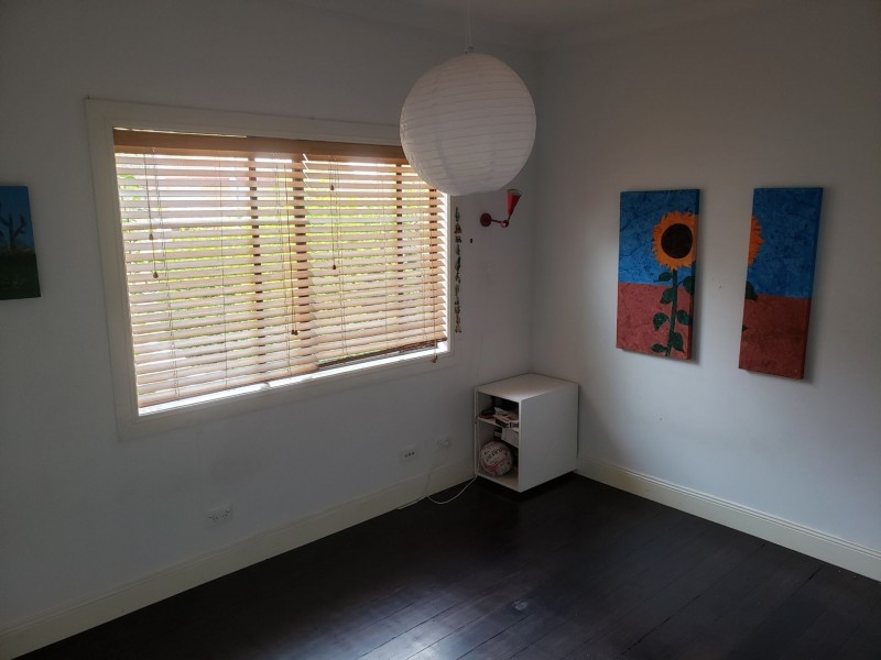 44 Endeavour Road, Georges Hall NSW 2198