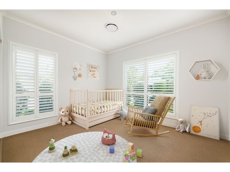 8 Jersey Place, Parrearra QLD 4575