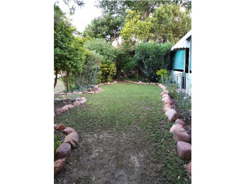 127 Goanna flats, The Gemfields QLD 4702