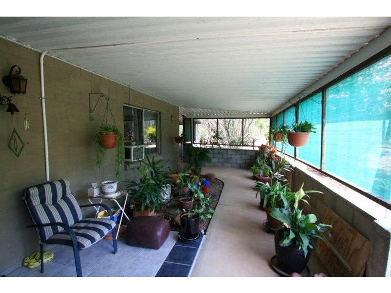 127 Goanna flats, The Gemfields QLD 4702