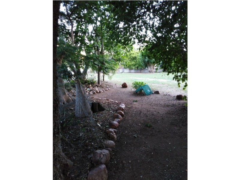 127 Goanna flats, The Gemfields QLD 4702