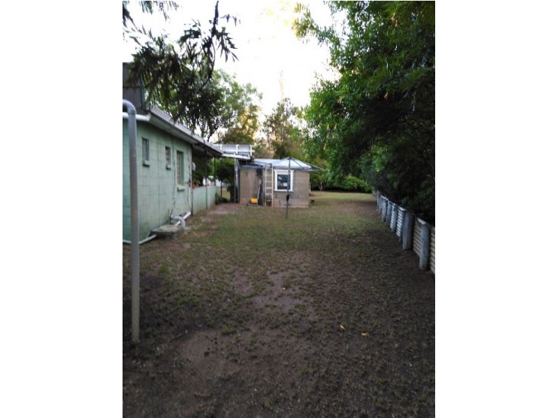 127 Goanna flats, The Gemfields QLD 4702