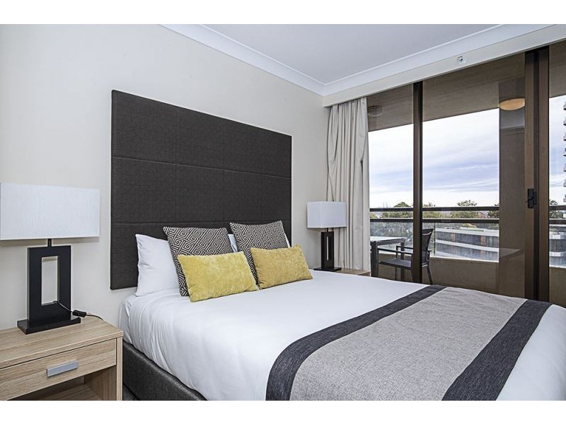 601/2 Marcus Clarke, Canberra ACT 2600