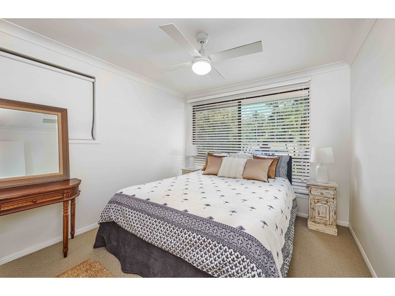 38 Amaroo Drive, Banora Point NSW 2486