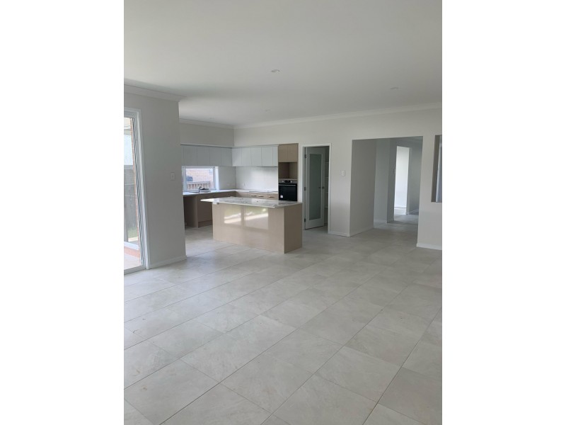 9 Whiting Way, Lake Cathie NSW 2445