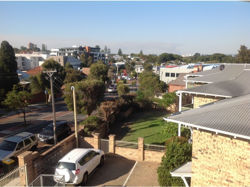 24/7 Vincent Street, Mount Lawley WA 6050