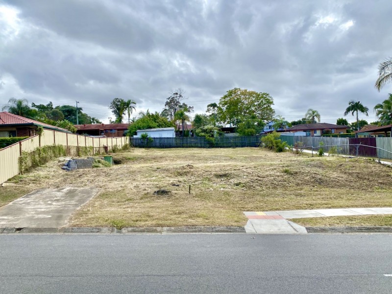 32 Dracon Street, Regents Park QLD 4118