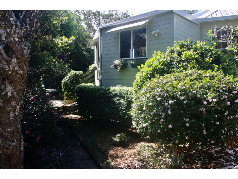 25 Huyber Lane, Tamborine Mountain QLD 4272